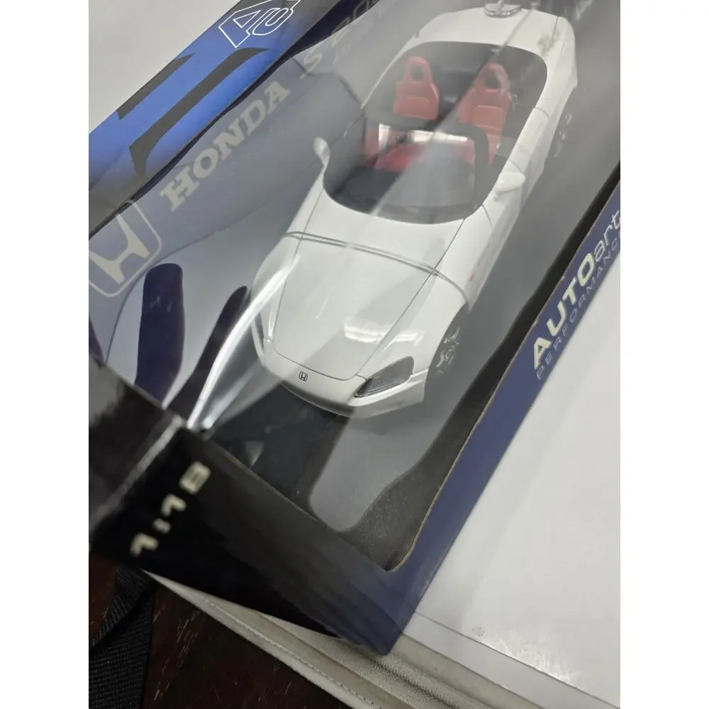 Autoart 1/18 Honda S2000 RHD White Mini Car New American Version In Box